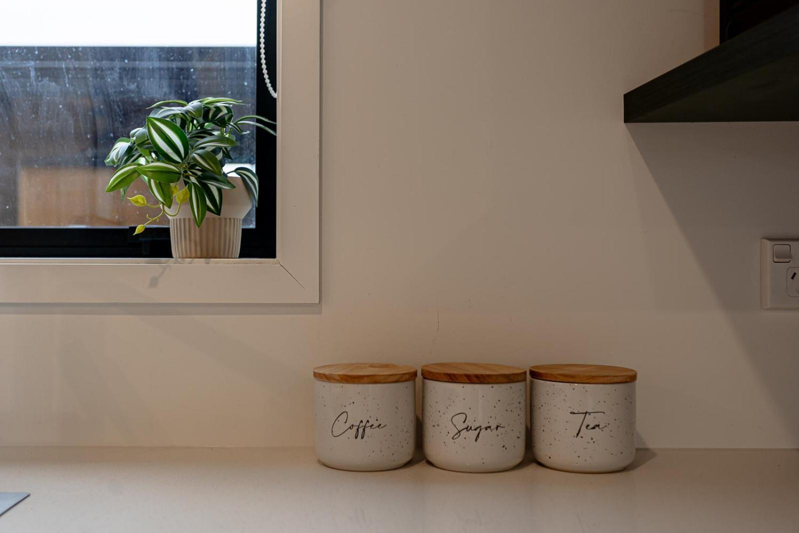 Modern 2 Bedroom Townhouse In Cbd With Parking! Sleeps 5 Christchurch Exteriér fotografie
