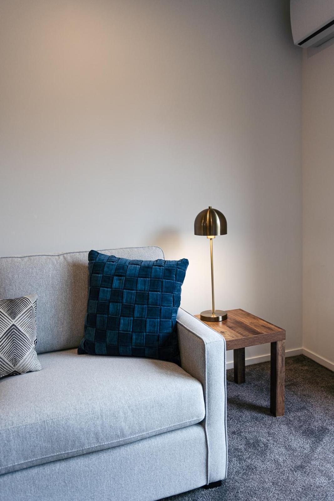 Modern 2 Bedroom Townhouse In Cbd With Parking! Sleeps 5 Christchurch Exteriér fotografie
