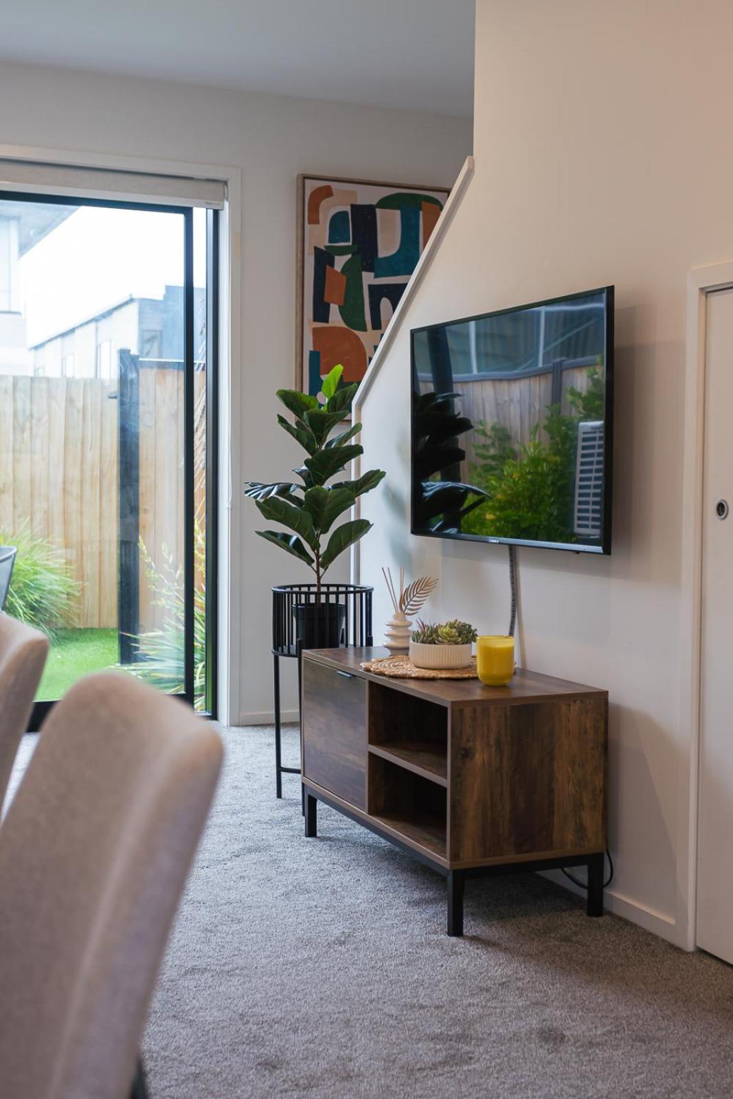 Modern 2 Bedroom Townhouse In Cbd With Parking! Sleeps 5 Christchurch Exteriér fotografie