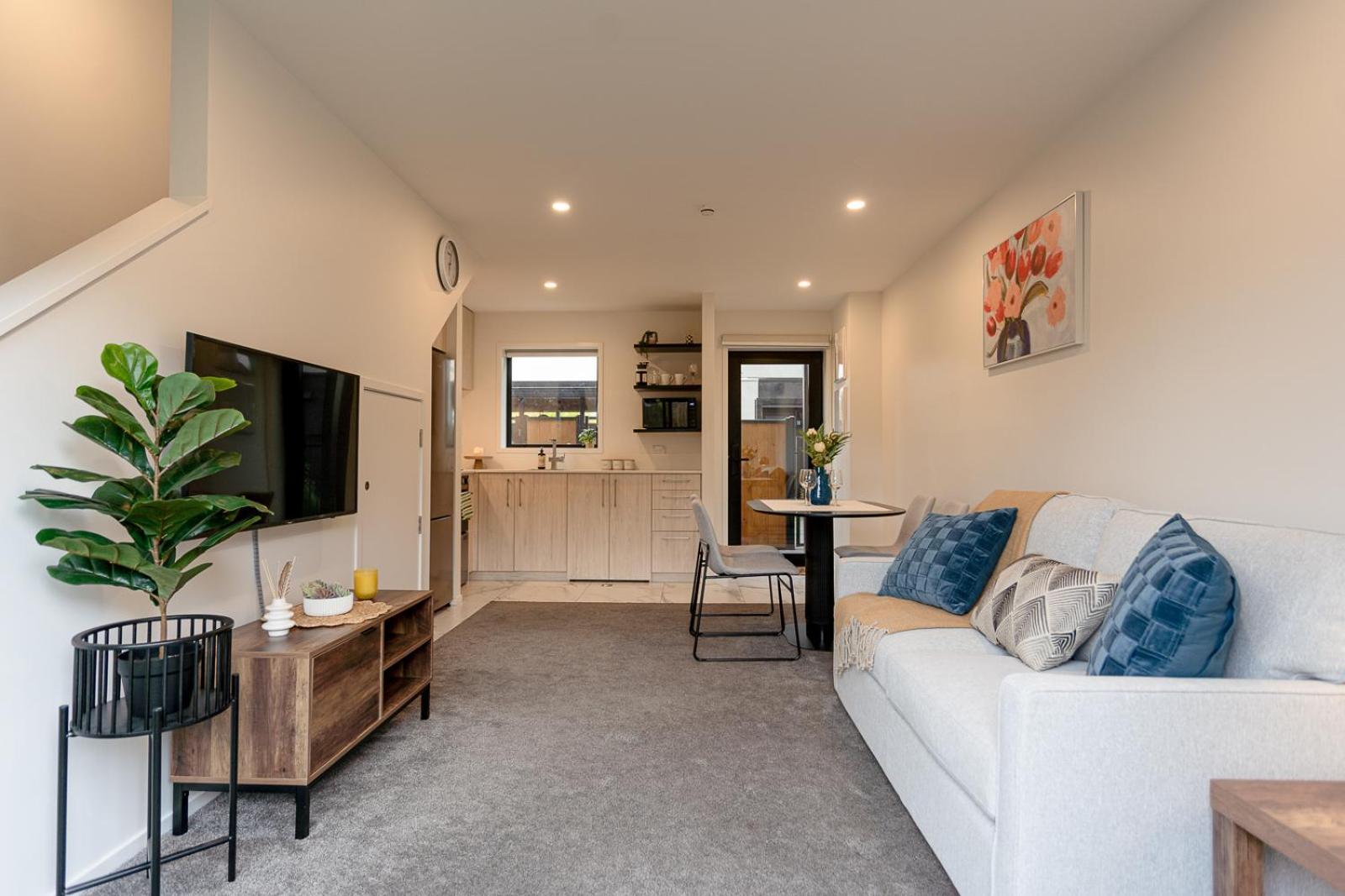 Modern 2 Bedroom Townhouse In Cbd With Parking! Sleeps 5 Christchurch Exteriér fotografie